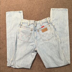 Wrangler Women's Light Blue Straight Jeans